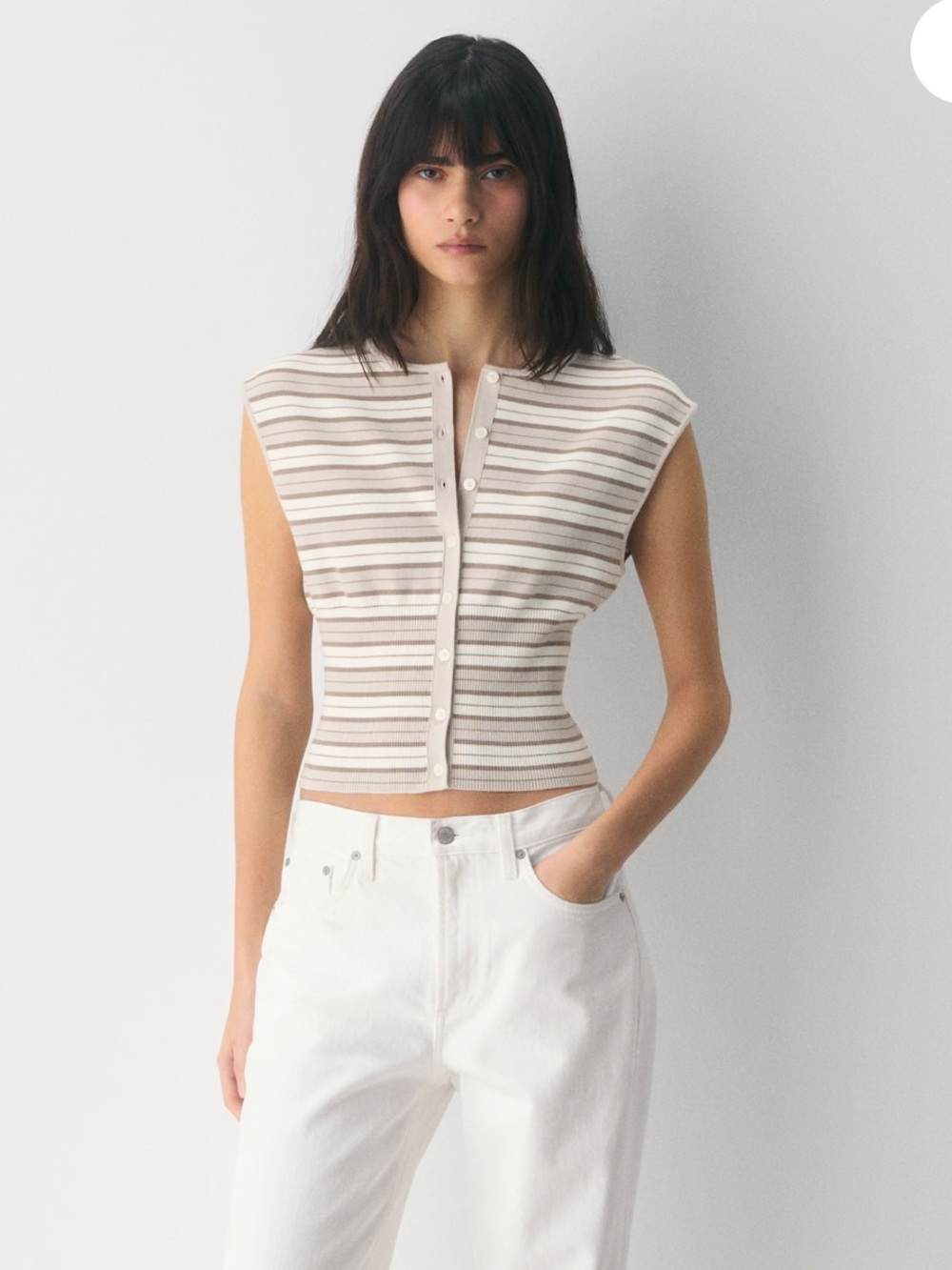Aritzia Golightly sleeveless cardigan